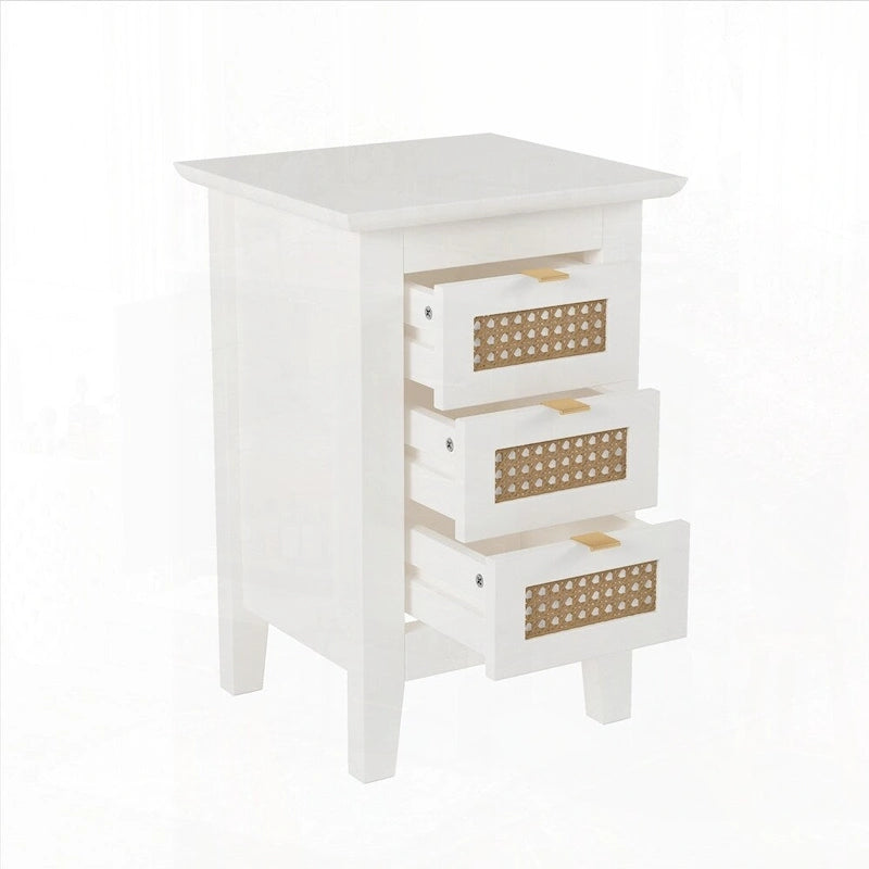 Comodini in legno con superfici in rattan intrecciato e tre cassetti – Confezione da 2