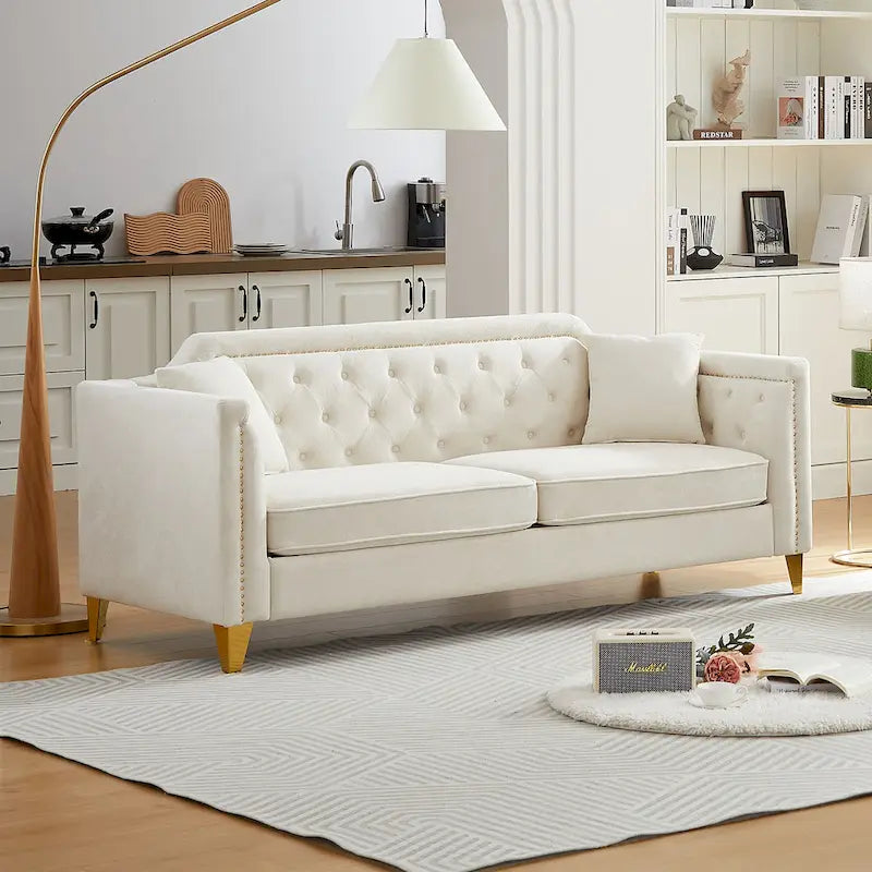 Divano Mid-Century Modern in ciniglia con gambe in metallo dorato e cuscini