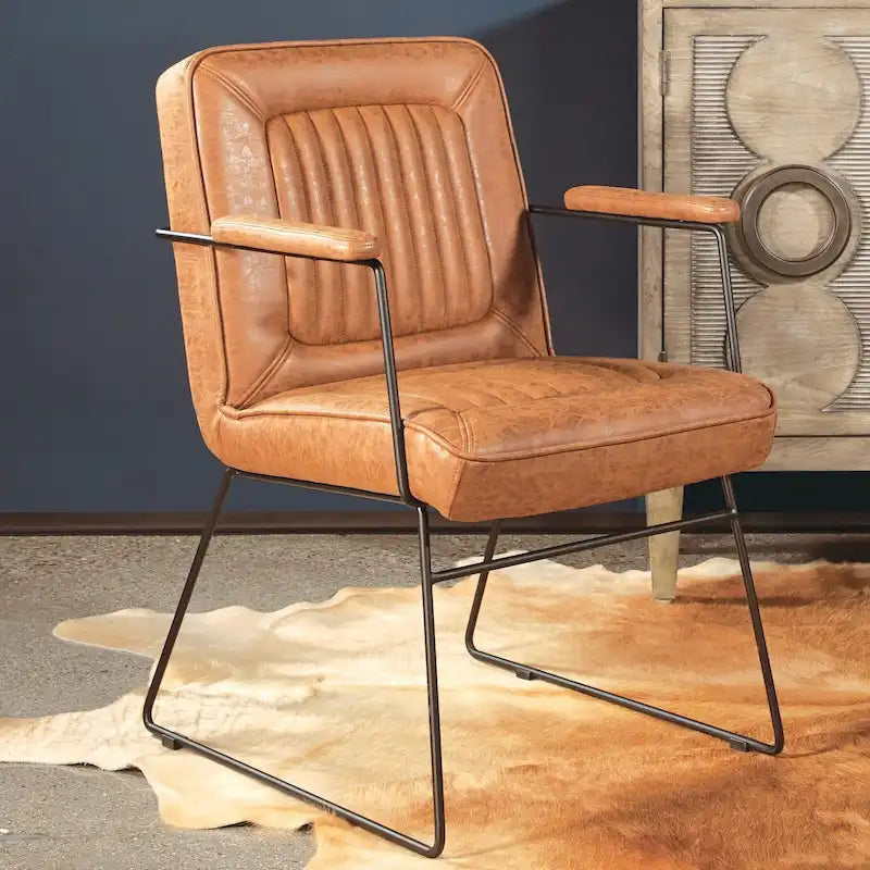 Poltrona con Accenti in Ecopelle con Base a Slitta – Design Moderno e Minimalista