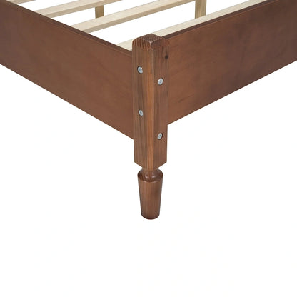 Letto a piattaforma in legno con testiera in rattan naturale