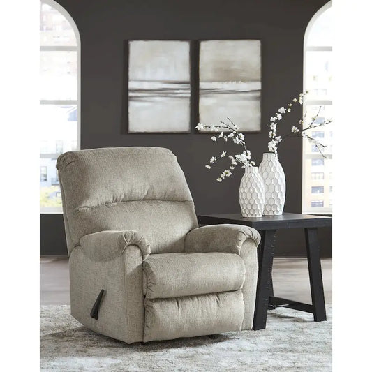 Poltrona reclinabile Stonemeade di Signature Design by Ashley